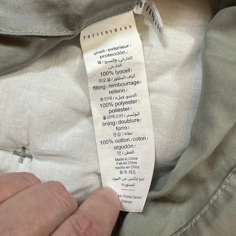 Pottery Barn Lyocell Hand Tacked Quilted Standard Pillow Shams Gray/Green Set 2